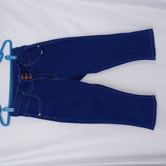 Love You Stretch capri jeans size 9/10 - Picture 1 of 6